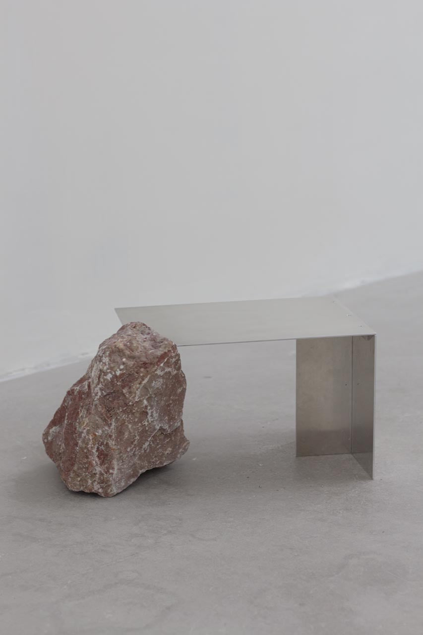 Merge side table - red - Jakub Kubica