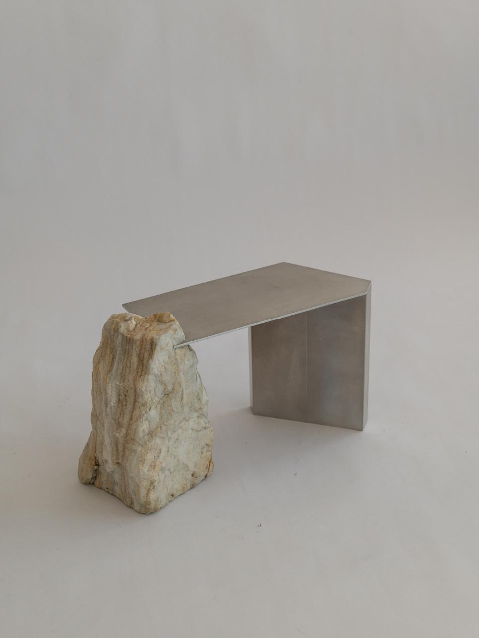 Merge side table 25/2